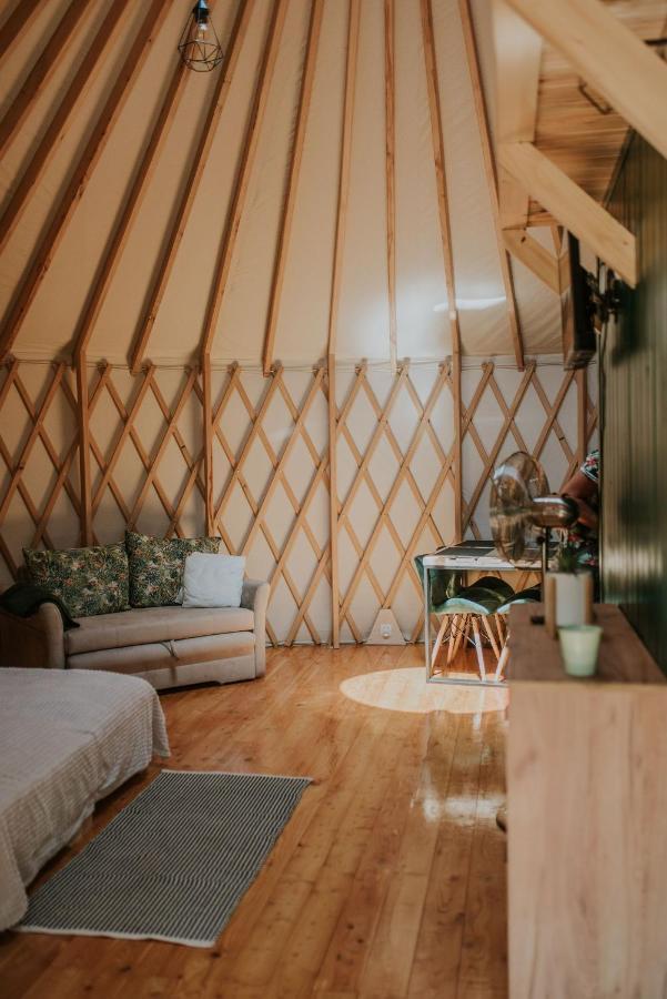 Aloha Glamp - Okragle Domki Przy Rzece - Balia I Sauna - Energylandia Zagornik Экстерьер фото